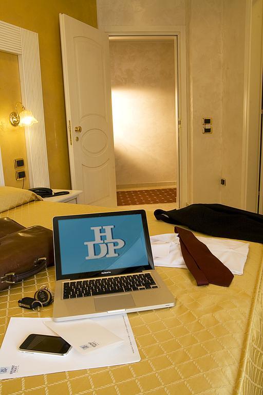 Hotel Diplomat Palace Rimini Esterno foto