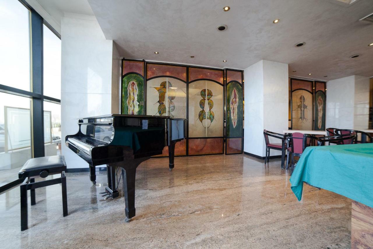 Hotel Diplomat Palace Rimini Esterno foto