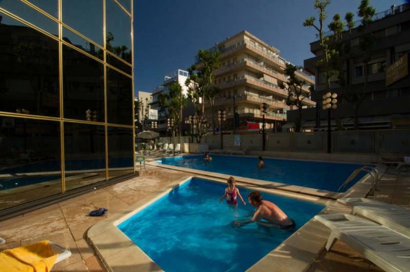 Hotel Diplomat Palace Rimini Esterno foto