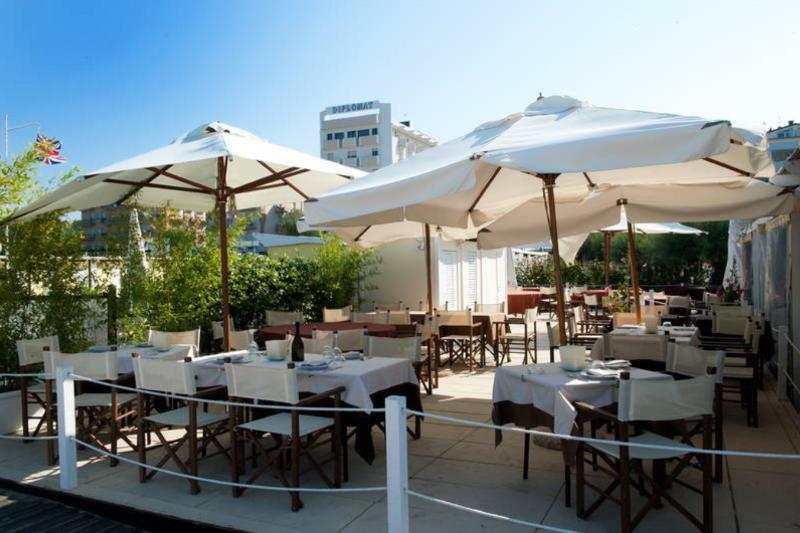 Hotel Diplomat Palace Rimini Esterno foto