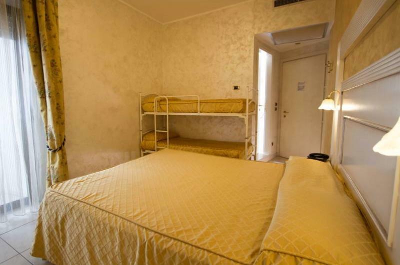 Hotel Diplomat Palace Rimini Esterno foto